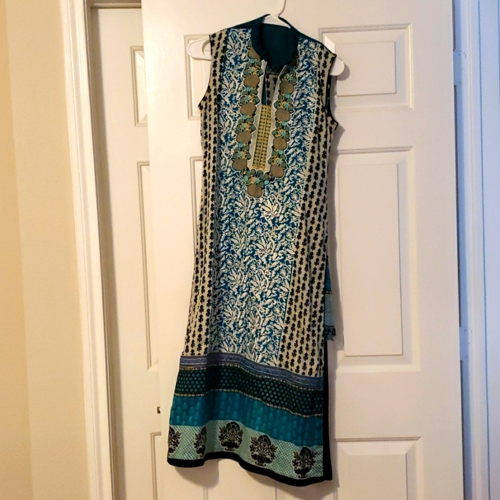 Pakistani/ Indian Designer Kurti - image 1